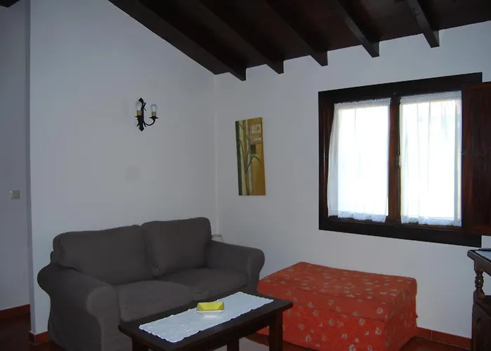 Apartamentos El Perujo